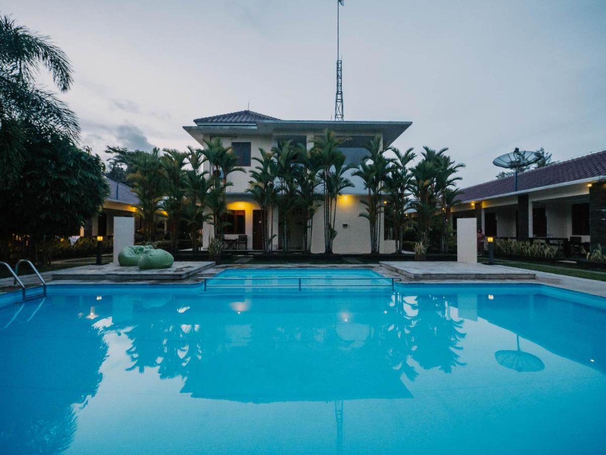 Sunrise Resort Batukaras 외부 사진